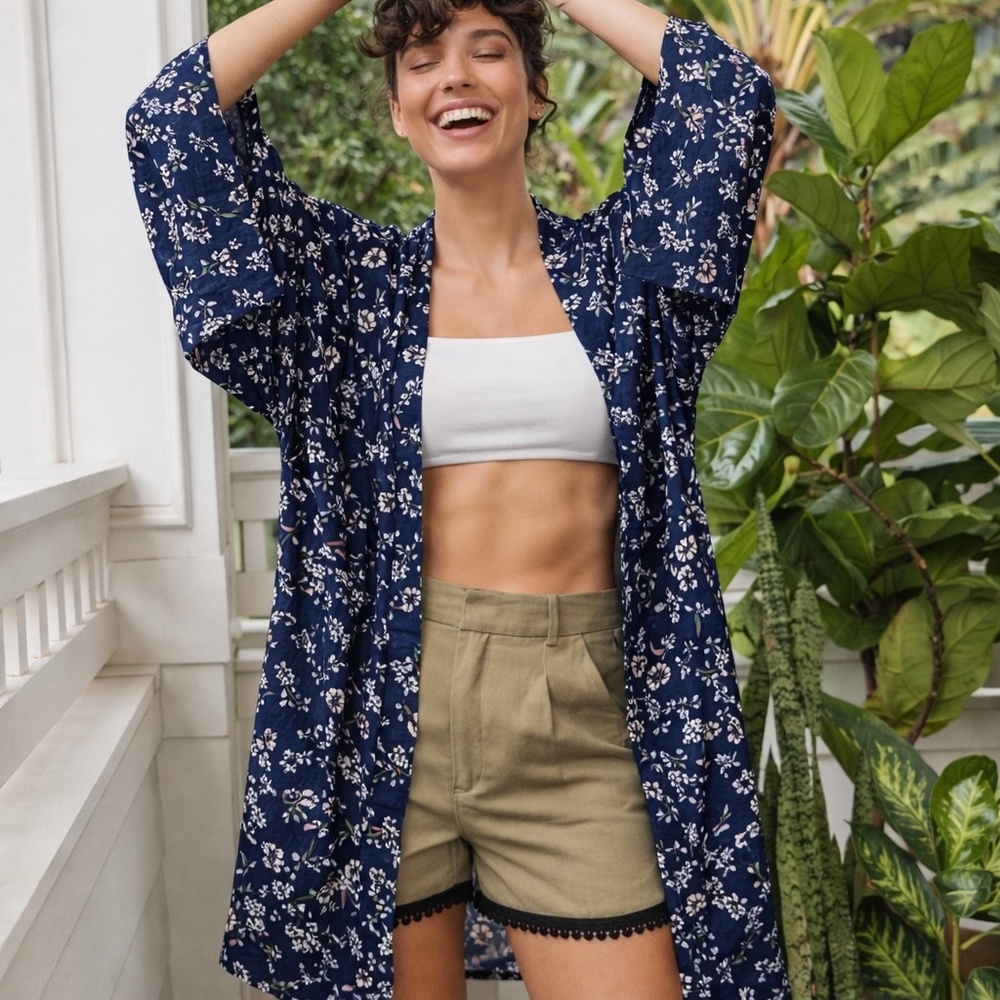 Navy Floral Lightweight Kimono-Style Flyaway Open Cardigan Size Small
